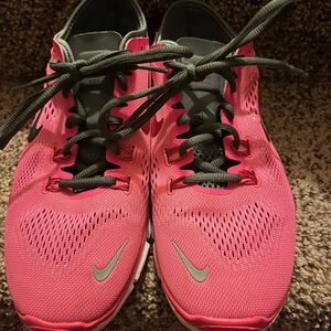 Nike Free 5.0 pink Running Shoes